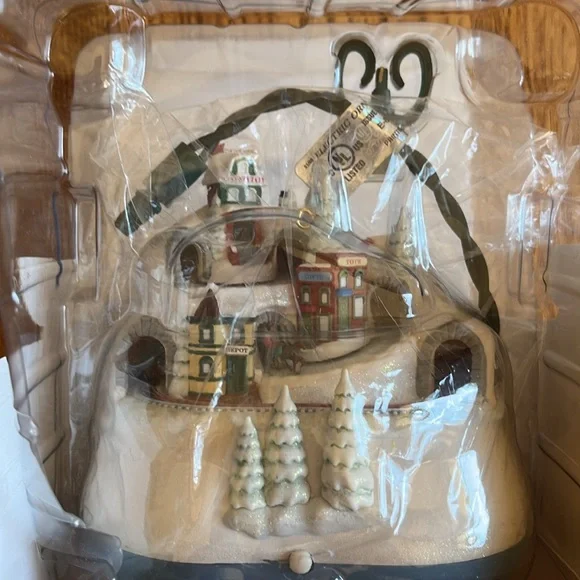 NIB 2008 Hallmark Keepsake Home for Christmas Ornament - Picture 4 of 5